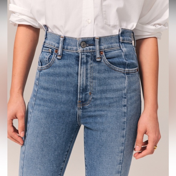 A&F Curve Love Super Skinny Ankle High Rise Jean - Picture 8 of 11